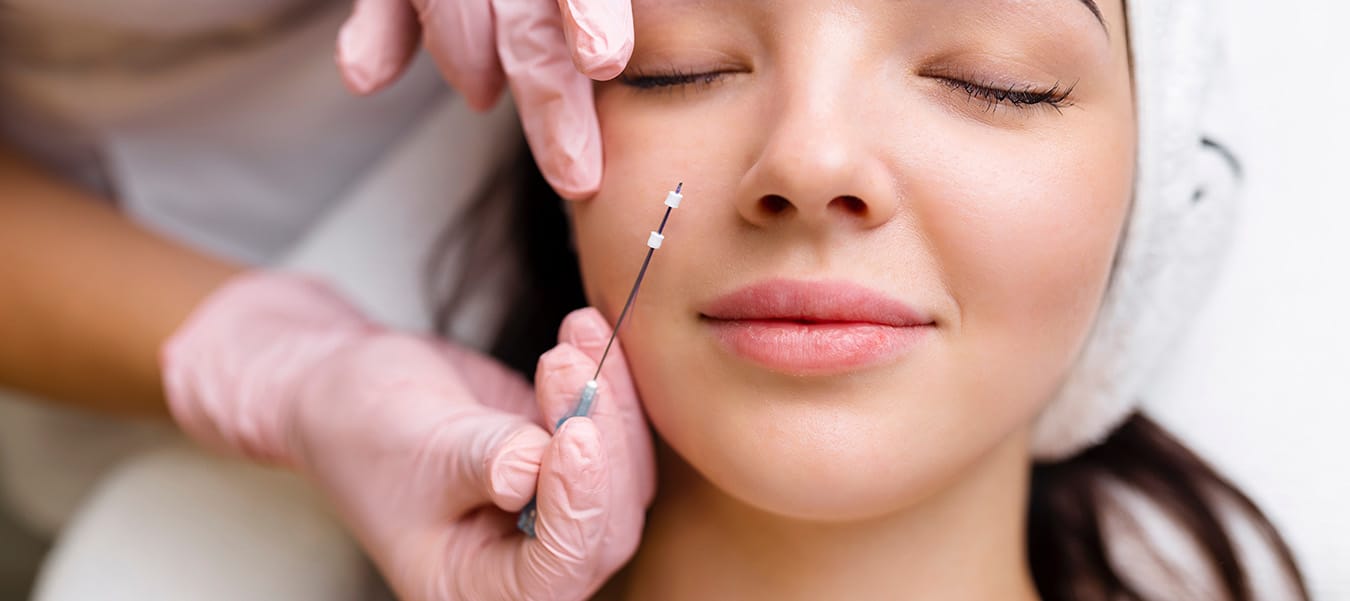 Thread Lift / tanam benang membuat wajah terlihat kencang